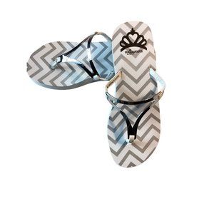 Fergalicious by Fergie Sandals*Thongs*Beach *Size 7 *White  * Foam*NEW IN BOX